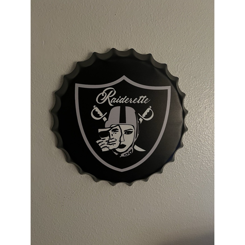 Raiderette Metal Bottle Cap Sign (13inch)